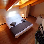 Casa Sobrero Farma Castiglione Falletto